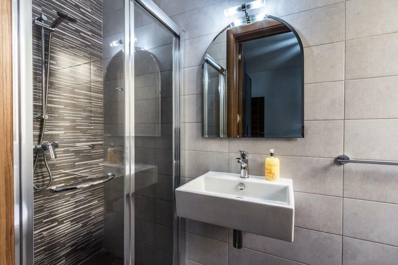 Sunny Modern Apartments Mellieha Exterior photo